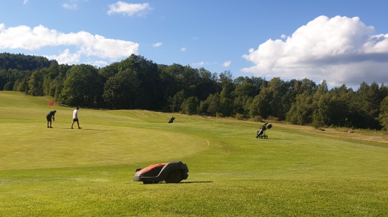 Skövde Golfklubb, robotgräsklippare