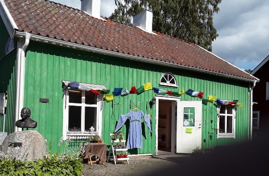 Loppis Gröna Huset, Hova