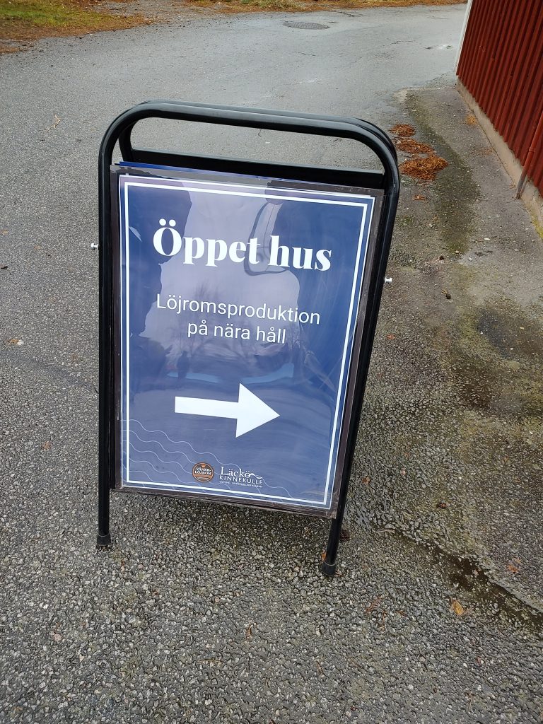 Löjromsproduktion under Löjrommens dag på Spiken