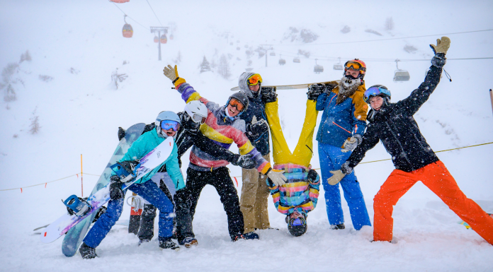 En sæson som ski- eller snowboardlærer på dit CV.