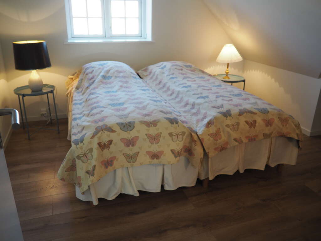 Bed & Breakfast værelse nr. 3 i Den Gule Lade på Skjørringe Gods på Falster