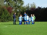 S.K.N.W.K. JO11-1 - FC De Westhoek JO11-2 (competitie) - najaar - seizoen 2018-2019 (27/61)