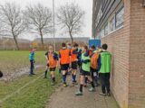 Onderlinge wedstrijd S.K.N.W.K. JO15-1 en JO17-1 (zaterdag 12 december 2020) (116/186)