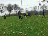 Onderlinge wedstrijd S.K.N.W.K. JO7-1 en JO9-1 (zaterdag 12 december 2020) (33/113)