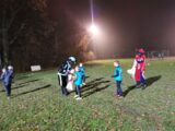 Voetbalpieten bezoeken training S.K.N.W.K. JO7-1, JO9-1 en JO13-1 (22/112)