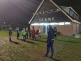 Voetbalpieten bezoeken training S.K.N.W.K. JO7-1, JO9-1 en JO13-1 (39/112)