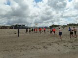 Bootcamp voor S.K.N.W.K. 1, 2 en JO19-1 op het strand (fotoboek 1) (215/323)