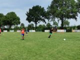 De Nationale Voetbaldag 2021 voor S.K.N.W.K. JO17-1 en JO15-1) (111/166)