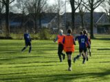 Onderlinge wedstrijd S.K.N.W.K. JO15-1 en JO17-1 (zaterdag 9 januari 2021) (11/118)