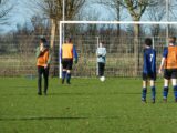 Onderlinge wedstrijd S.K.N.W.K. JO15-1 en JO17-1 (zaterdag 9 januari 2021) (31/118)