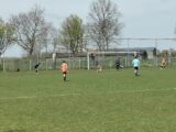 Onderlinge wedstrijd S.K.N.W.K. JO15-1 en JO17-1 (zaterdag 24 april 2021) (51/87)