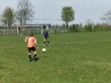 Onderlinge wedstrijd S.K.N.W.K. JO15-1 en JO17-1 (zaterdag 24 april 2021) (68/87)