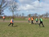 Onderlinge wedstrijd S.K.N.W.K. JO15-1 en JO17-1 (zaterdag 27 maart 2021) (17/100)