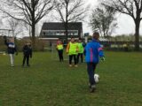 Onderlinge wedstrijd S.K.N.W.K. JO7-1 en JO9-1 (maandag 5 april 2021 - 2e Paasdag) (76/102)