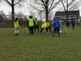 Onderlinge wedstrijd S.K.N.W.K. JO7-1 en JO9-1 (maandag 5 april 2021 - 2e Paasdag) (101/102)