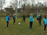 Onderlinge wedstrijd S.K.N.W.K. JO7-1 en JO9-1 (zaterdag 10 april 2021) (68/83)