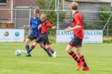 S.K.N.W.K. JO19-1 - O.F.B. JO18-1 (oefen) seizoen 2021-2022 (Fotoboek 2) (14/34)