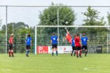 S.K.N.W.K. JO19-1 - O.F.B. JO18-1 (oefen) seizoen 2021-2022 (Fotoboek 2) (34/34)