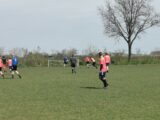 Training seniorenteams S.K.N.W.K. van zaterdag 24 april 2021 (34/94)