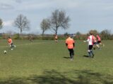 Training seniorenteams S.K.N.W.K. van zaterdag 24 april 2021 (59/94)