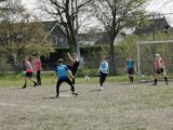 Training S.K.N.W.K. JO19-1 van zaterdag 24 april 2021 (55/105)