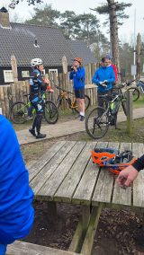 S.K.N.W.K. 3 gaat rondje mountainbiken (15-01-2022) (5/49)