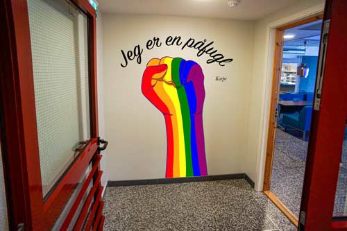 pusseopp skole, Pride vegg, skoledekor