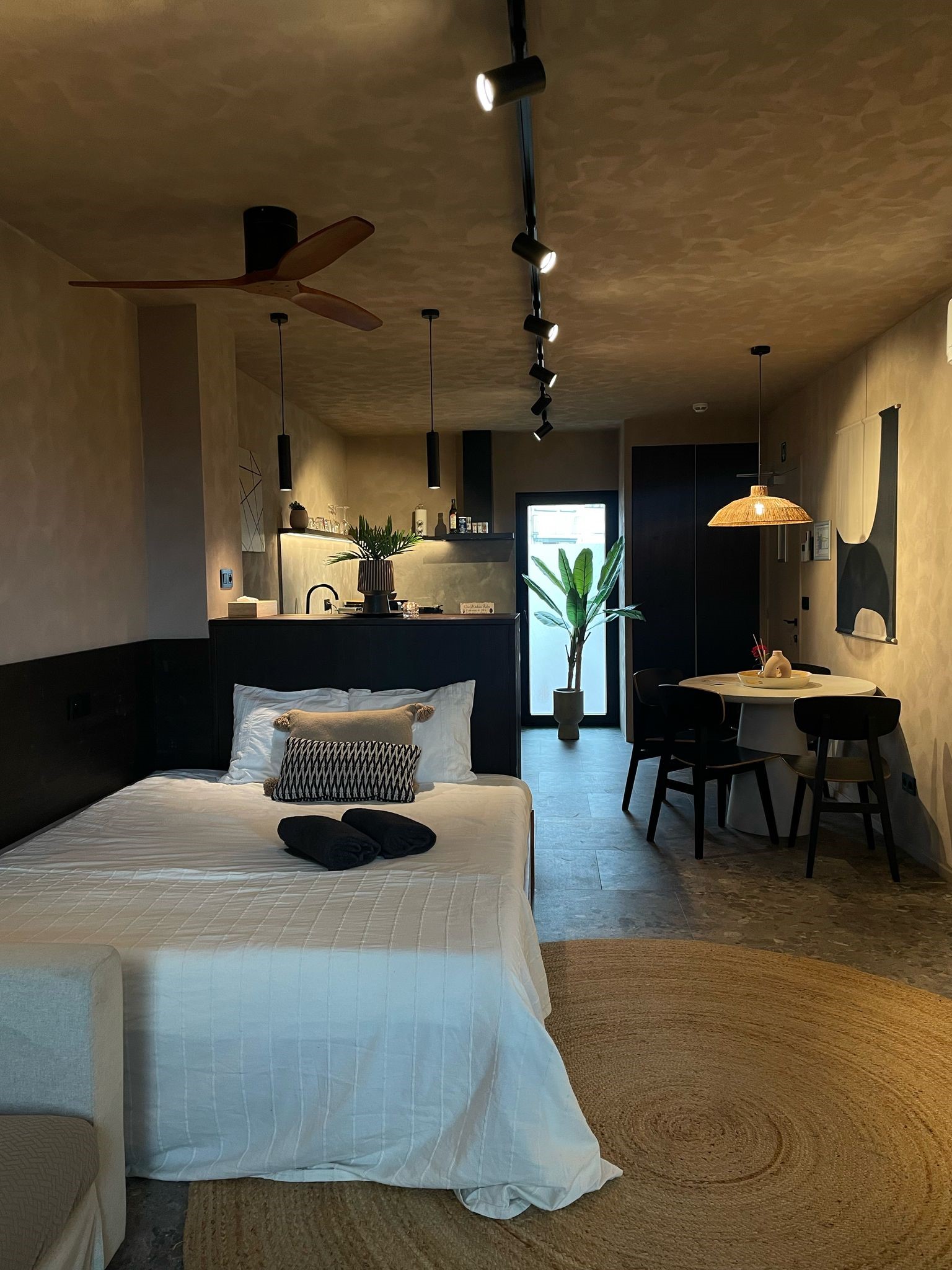 national city apartments