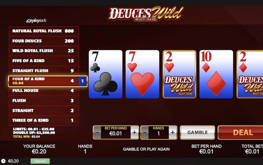 Zrzut ekranu Deuces Wild Playtech z wieloma rozdaniami