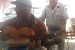 Singer, Fundo das Figueiras.