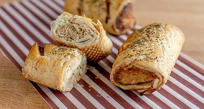 vegan sausage rolls