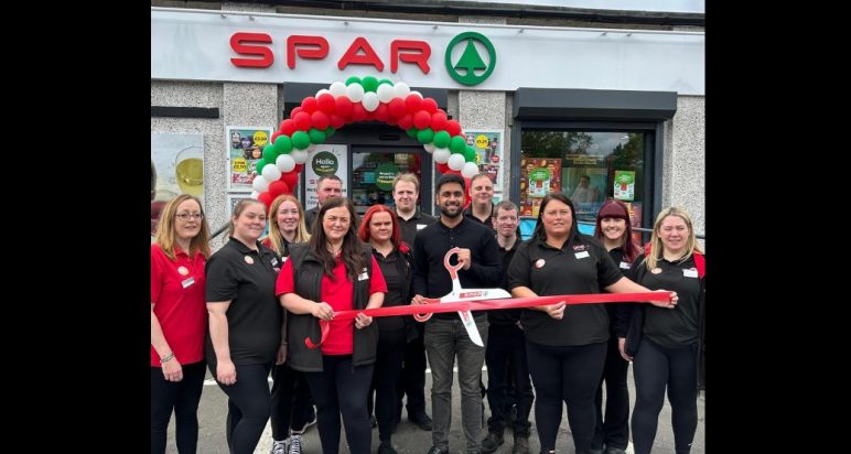 Daniall Nadeem and team at Spar Motherwell Road launch party