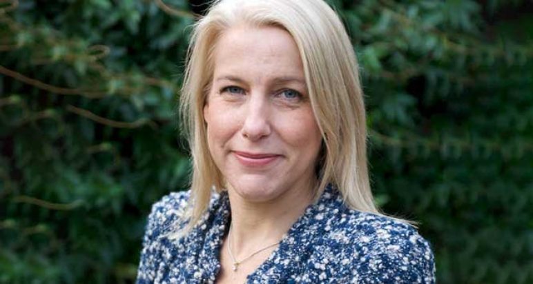 Helen Dickinson