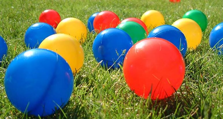 Coloured balls