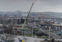 Här ser man en stor del av byggnadsplatsen Olskroken. Det är från Skansen Lejonet mot Partihallsförbildelsen.