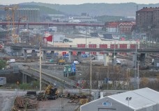 Här ser man en stor del av byggnadsplatsen Olskroken. Det är från Skansen Lejonet mot Partihallsförbildelsen.