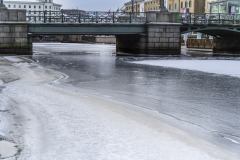 Över kanalen ligger Tyska Bron.