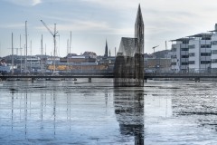 Tempel för tvivel och hopp, på Lindholmspiren.