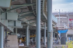 På andra sidan bron, syns Hisingsbron som går åt Östra Hamngatan. Här syns också i vilket skick som Götaälvbron är.