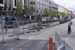 Spårvagnarna som vanligtvis kör på Östra Hamngatan kör nu tillfälligt annan väg eller har ersatts av busstrafik.