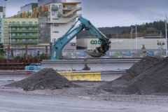 Här pågår grävning för bostäder och handel.