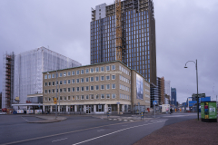 På Järntorget och på Masthuggskajen byggs mycket, både bostäder och hotell. Hotell *Draken kan vara klart 2022, ett  ytterligare landmärke på torget.