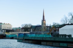 Strax nedanför Hagakyrkan pågår tunnelbygget.