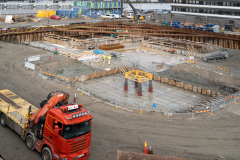 Nedanför Hisingsbron, strax intill Platinan byggs en ny fastighet.