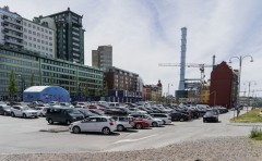 Skeppsbron är för närvarande en stor parkeringsplats.