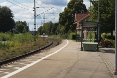 Enkelspår i Bollebygd, här syns stationen