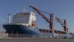 Lyftspannet till Hisingsbron anlände till Frihamnen lördagen den 8 augusti med det spanska fartyget UHL Future.