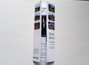 Skraldekatapult foldet i papir - step 3