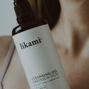 Likami Cleansing Oil 1