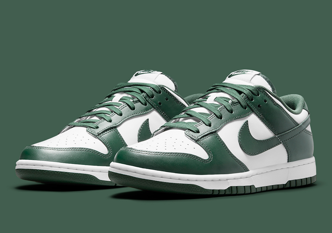 Nike Dunk Low “Team Green” 2021 - Sneakersanalys